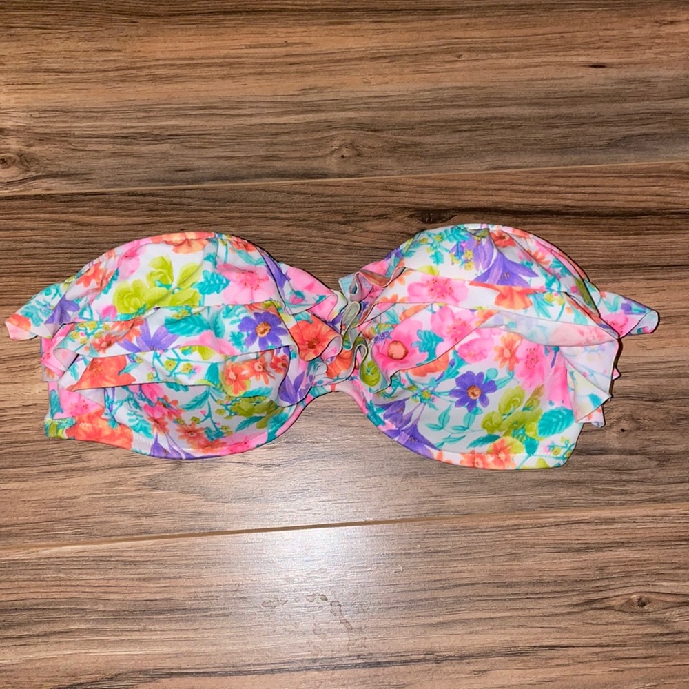 Victoria’s Secret Bikini Top